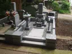 2005年3月～5月　寺院墓地にて　全面新規工事