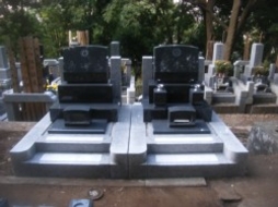 2009年8月～9月　寺院墓地にて　全面新規工事