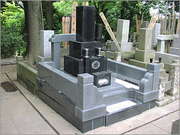 2004年4月～5月　寺院墓地にて　リフォーム工事