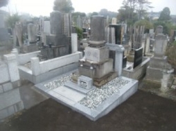 2009年8月～9月　公営墓地にて　改修工事